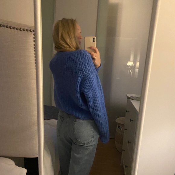 Blue Cable-knit Sweater - Picture 8 of 8